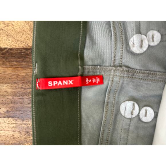 Spanx Women's Gray Camouflage Print Stretch Twill Cargo Jogger Pants Size Large - Picture 4 of 8